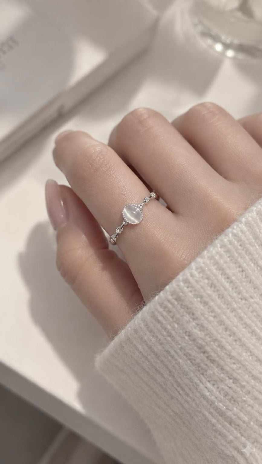 Luna Cat's Eye Ring — 925 Sterling Silver