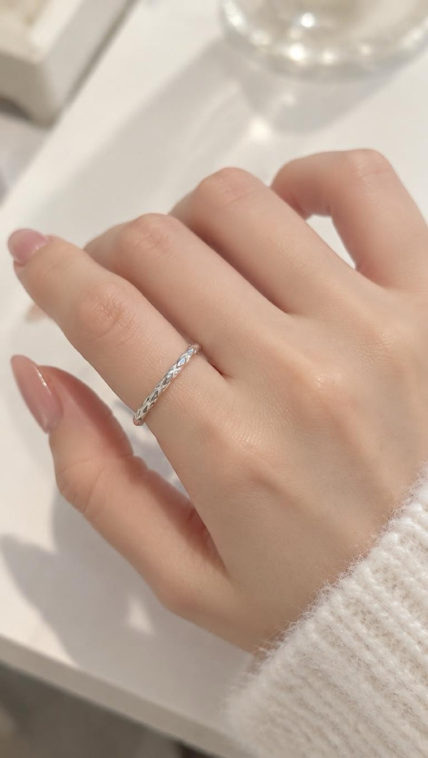 Célina Petite Cross Ring — 925 Sterling Silver