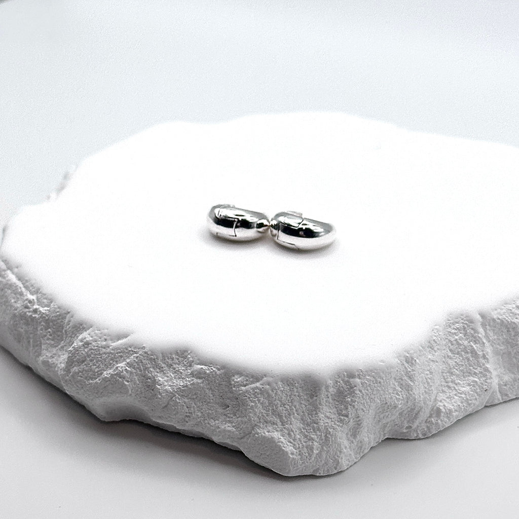Éloise Hoops— 925 Sterling Silver - YUNDIA