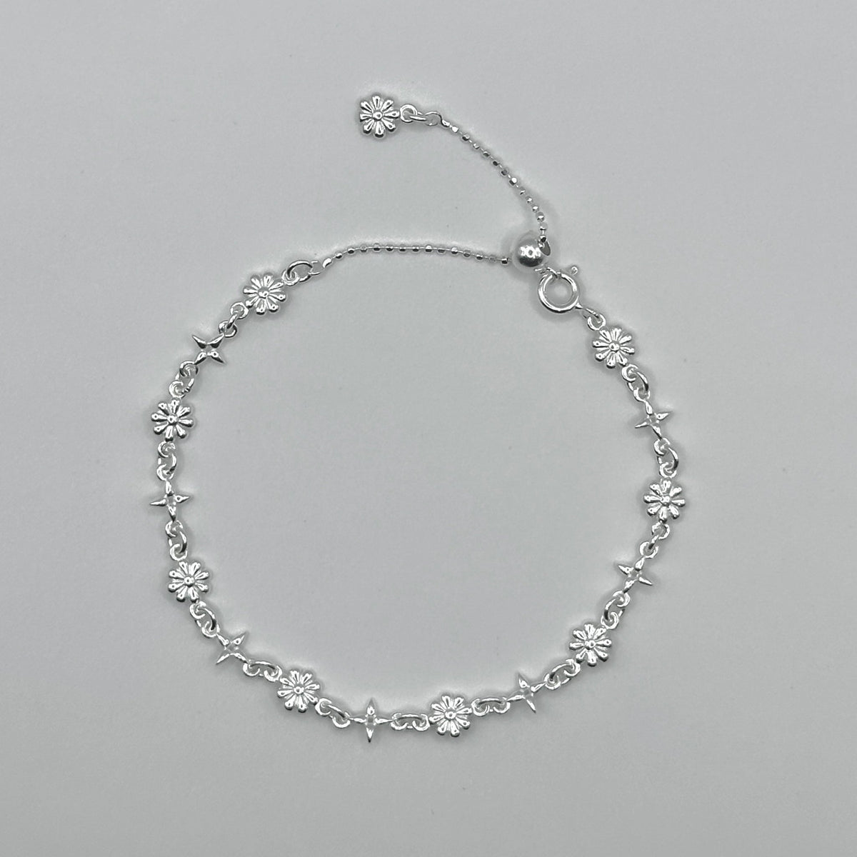 Starlit Daisy Bracelet — 925 Sterling Silver - YUNDIA